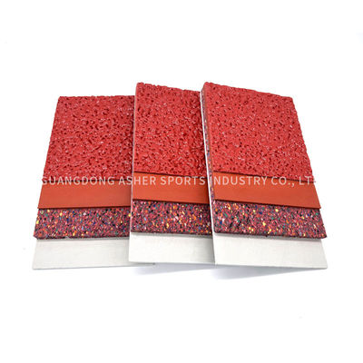 Het hoge Flexibele Rubbertype van de Renbaan niet Misstap Gerecycleerde Vloer van het Sandwichsysteem