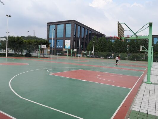Superieur hard acryl oppervlak voor sportfaciliteiten op scholen met eenvoudige installatie en uitgebreide garantie
